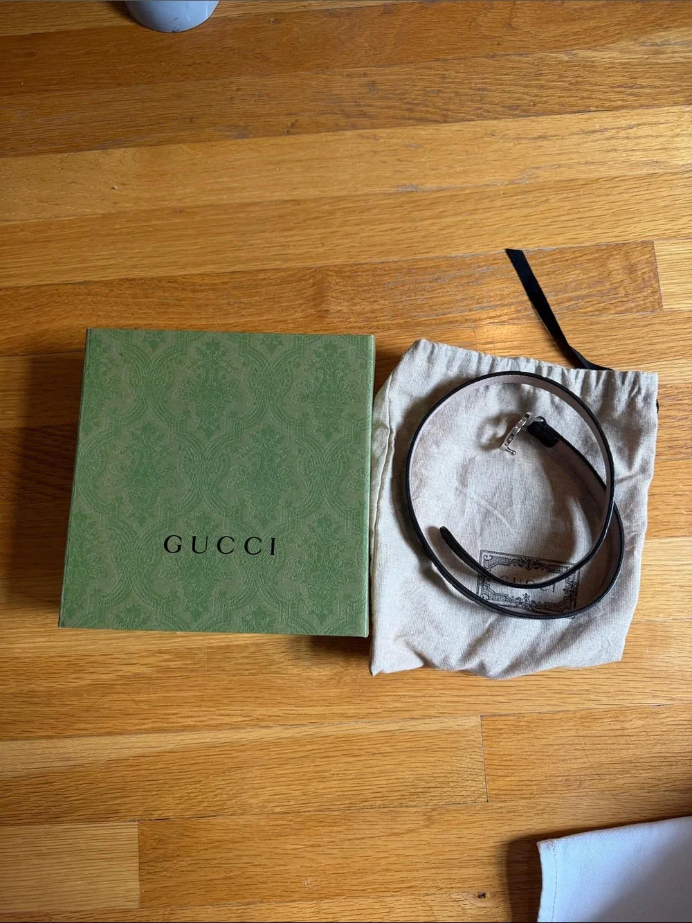 Kids Black and Silver Gucci Belt size Kids Large (comes with box and dust bag)